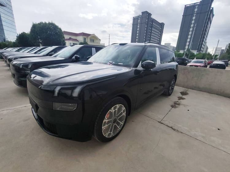 LYNK&CO 900 2025 2.0T Ultra