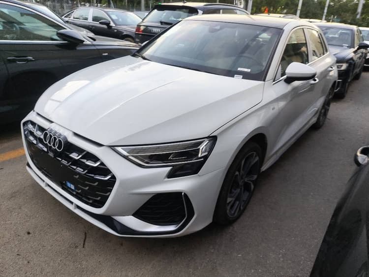 Audi A3 2025 Sportback 35TFSI Flying Premium