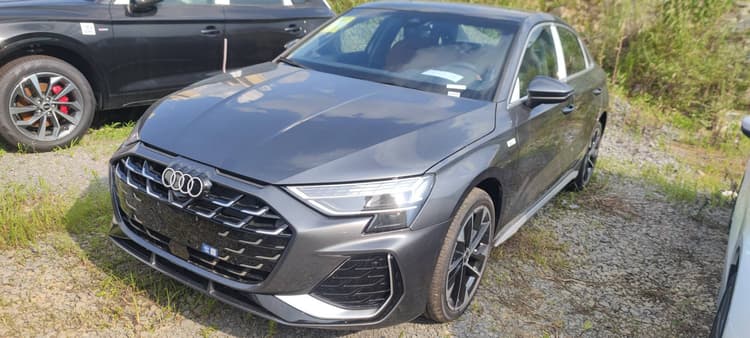 Audi A3 2025 A3L Limousine 35TFSI Flying Premium