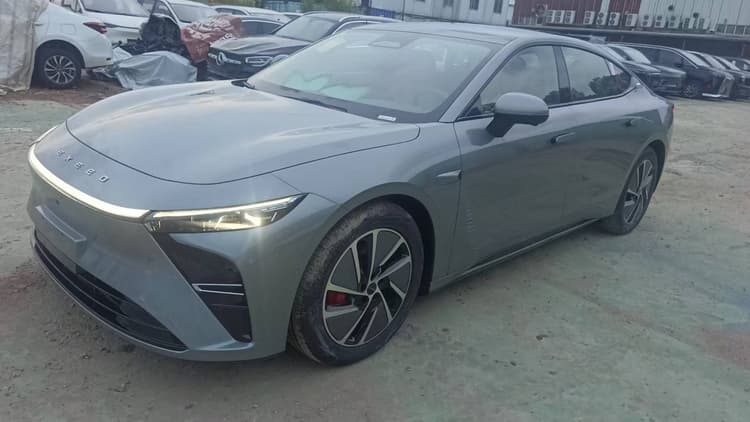 Star Epoch ET 2025 Pure Electric 625 Pro Two-Drive Urban Auxiliary Driving