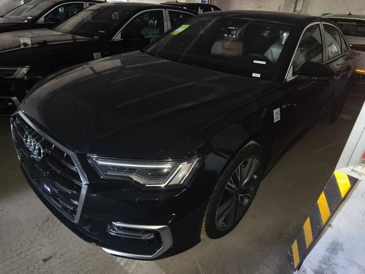 Audi A6L 2025 45 TFSI Selected Dynamic Type
