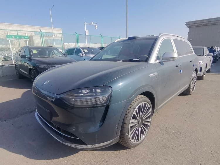 Ask the world M9 2024 extended range Ultra version 52kWh 6-seat version