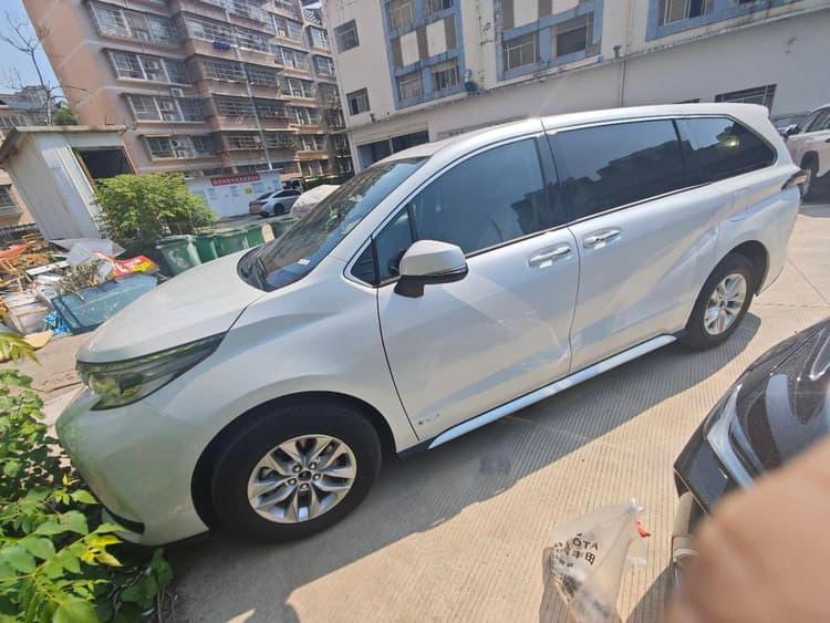 Grevia 2024 2.5L Hybrid Comfort Edition