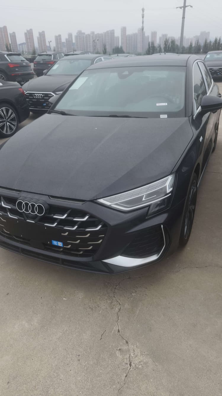 Audi A3 2025 Sportback 35TFSI Flying Premium