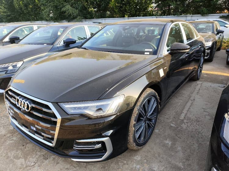 Audi A6L 2025 45 TFSI quattro Selected Dynamic Type