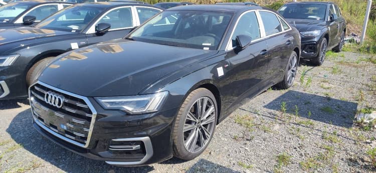 Audi A6L 2025 model changed to 45 TFSI dynamic model