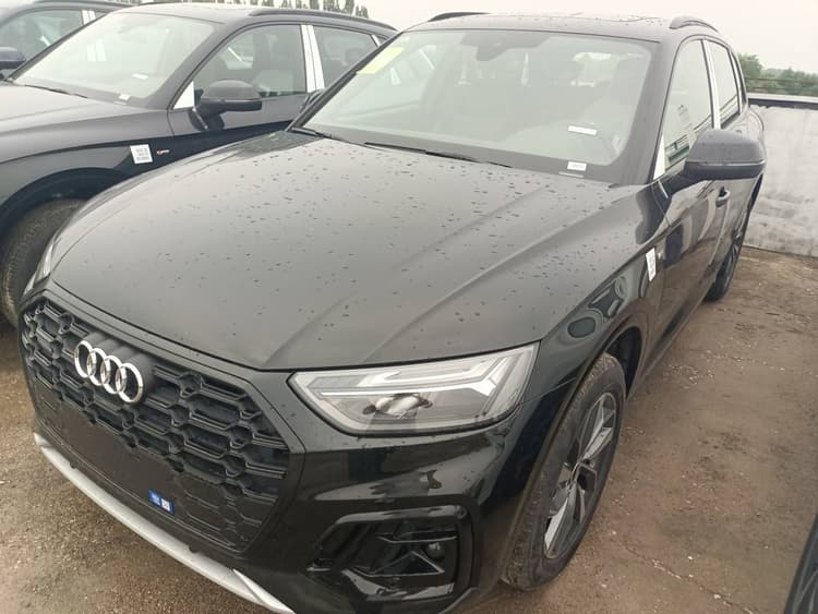 Audi Q5L 2025 quattro 45th Anniversary Collection 40 TFSI Luxury Dynamic Model