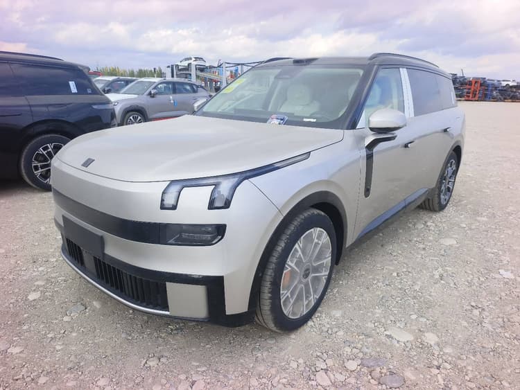 LYNK&CO 900 2025 2.0T Ultra