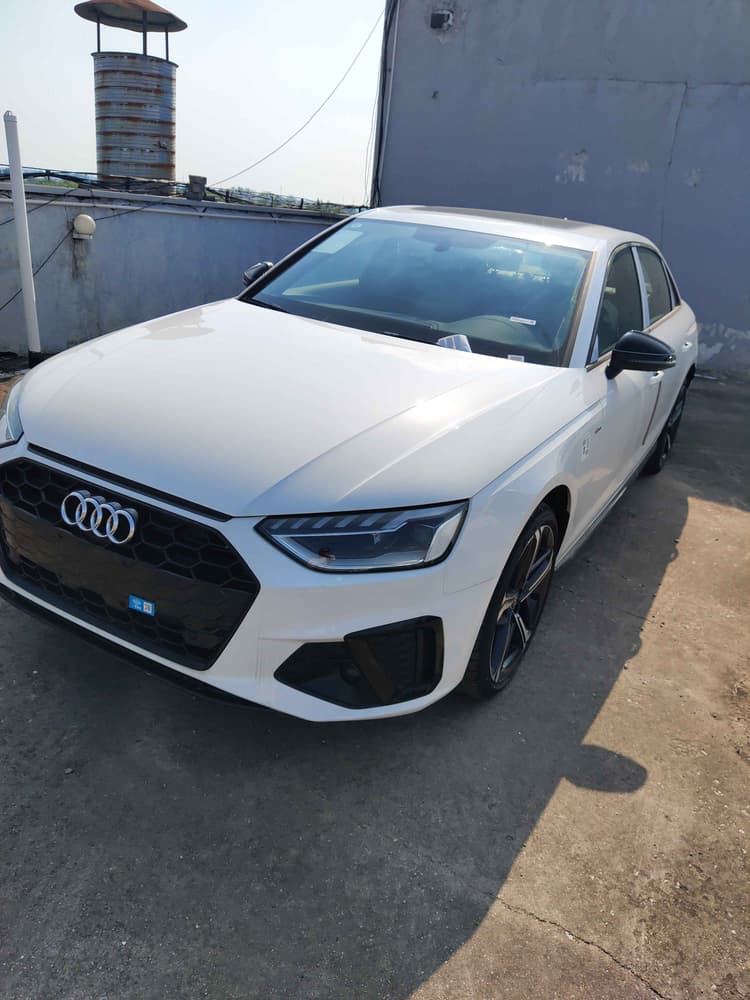 Audi A4L 2025 40 TFSI Luxury Dynamic