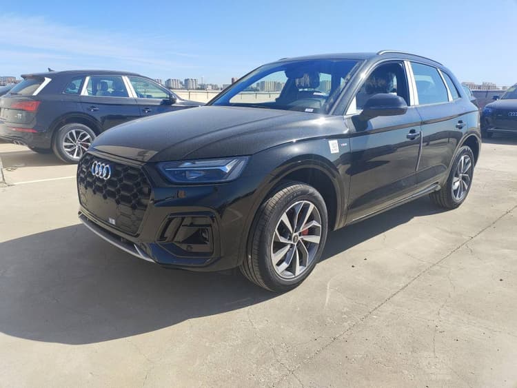 Audi Q5L 2025 quattro 45th Anniversary Collection 40 TFSI Luxury Dynamic Model