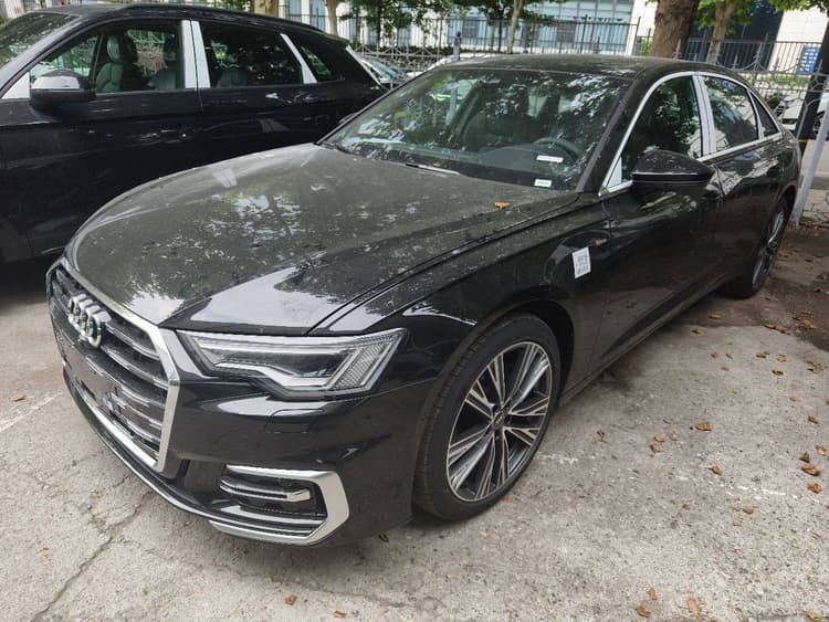 Audi A6L 2025 45 TFSI quattro Selected Dynamic Type