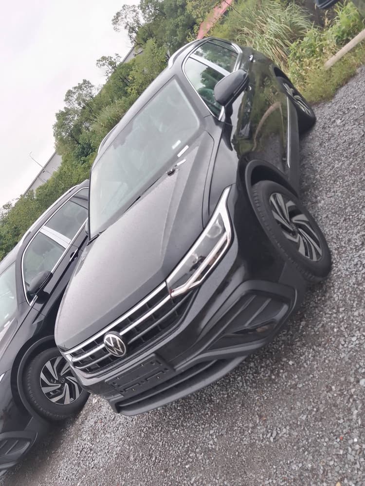 Tiguan L 2025 outstanding 300TSI automatic two-wheel drive Longteng version