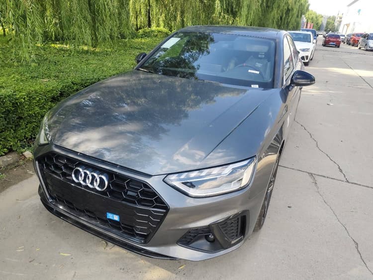 Audi A4L 2025 40 TFSI Luxury Dynamic