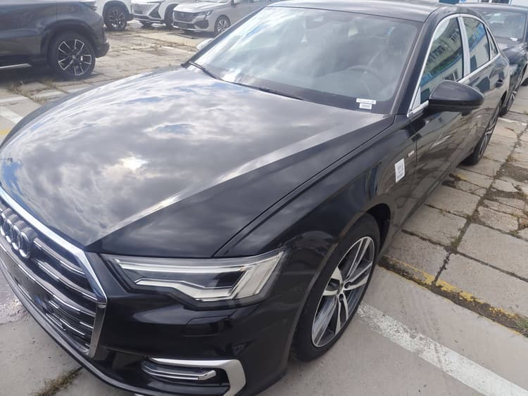 Audi A6L 2025 40 TFSI Deluxe Dynamic