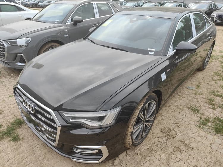 Audi A6L 2025 model changed to 45 TFSI dynamic model