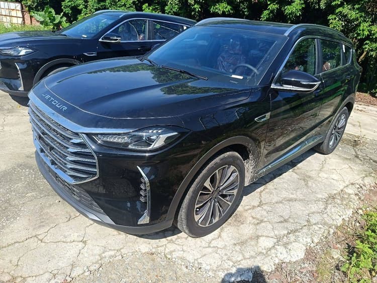 Jietu X70 PLUS 2025 1.5T Flagship Edition 5