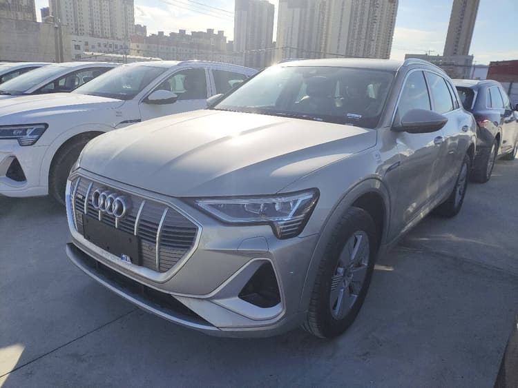 2021款 50 quattro 豪华型