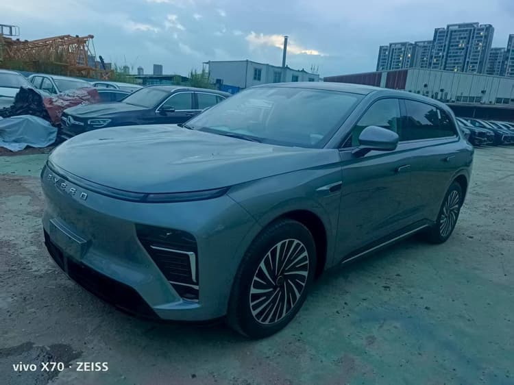 Star Epoch ET 2025 Pure Electric 625 Pro Two-Drive Urban Auxiliary Driving