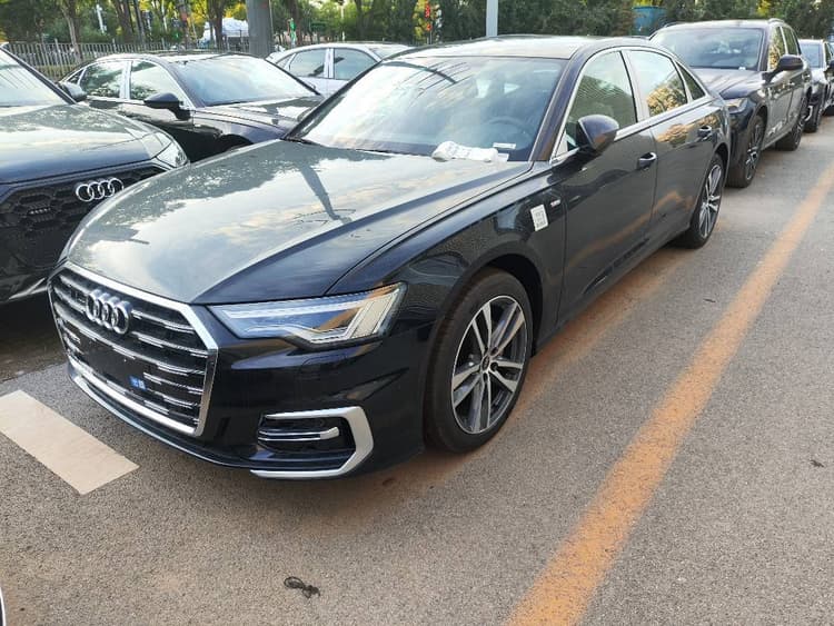 Audi A6L 2025 40 TFSI Deluxe Dynamic