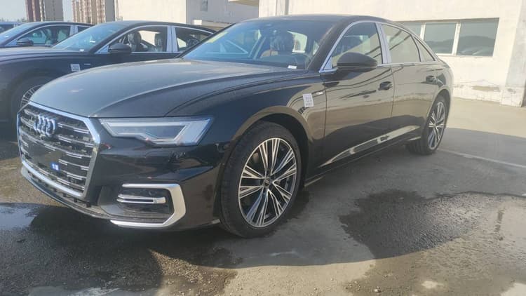 Audi A6L 2025 45 TFSI quattro Selected Dynamic Type