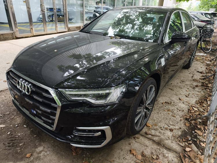 Audi A6L 2025 45 TFSI quattro Selected Dynamic Type