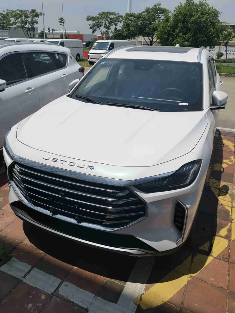 Jettel X70 PLUS 2025 1.5T CVT Flagship PRO 7