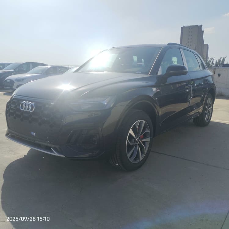 Audi Q5L 2025 quattro 45th Anniversary Collection 40 TFSI Luxury Dynamic Model