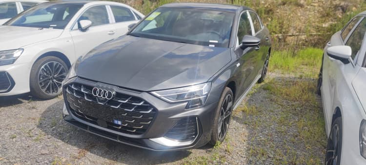 Audi A3 2025 A3L Limousine 35TFSI Flying Premium