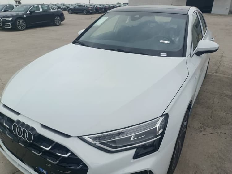 Audi A3 2025 Sportback 35TFSI Flying Premium