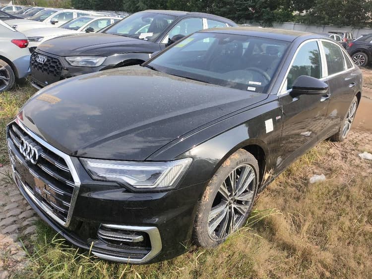 Audi A6L 2025 45 TFSI quattro Selected Dynamic Type