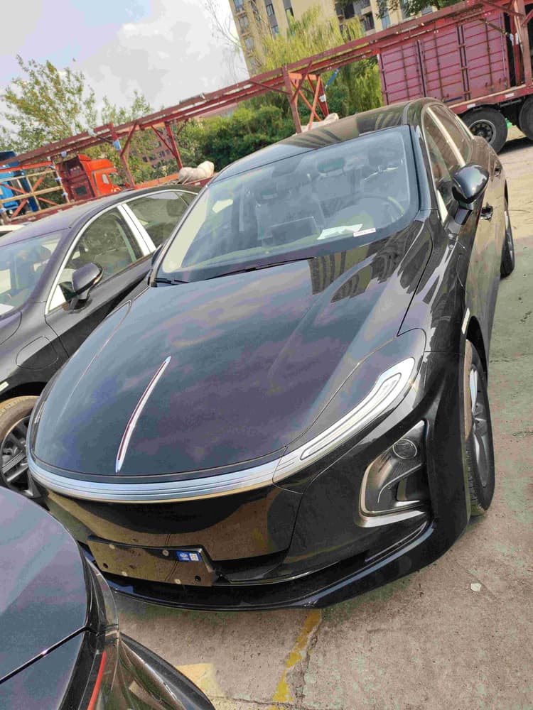 Hongqi E-QM5 2025 500km Travel Edition