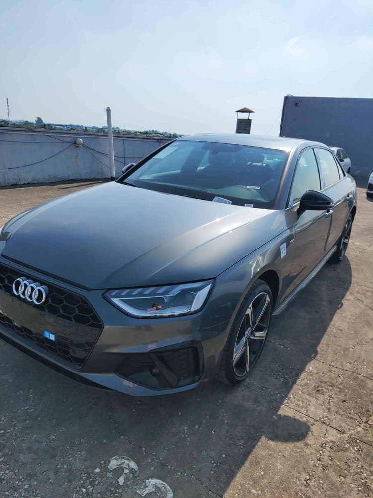 Audi A4L 2025 40 TFSI Luxury Dynamic