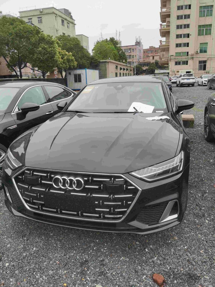 Audi A7 2024 45 TFSI Model Selection