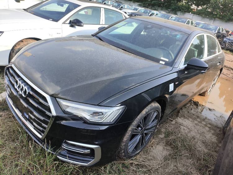 Audi A6L 2025 45 TFSI quattro Selected Dynamic Type