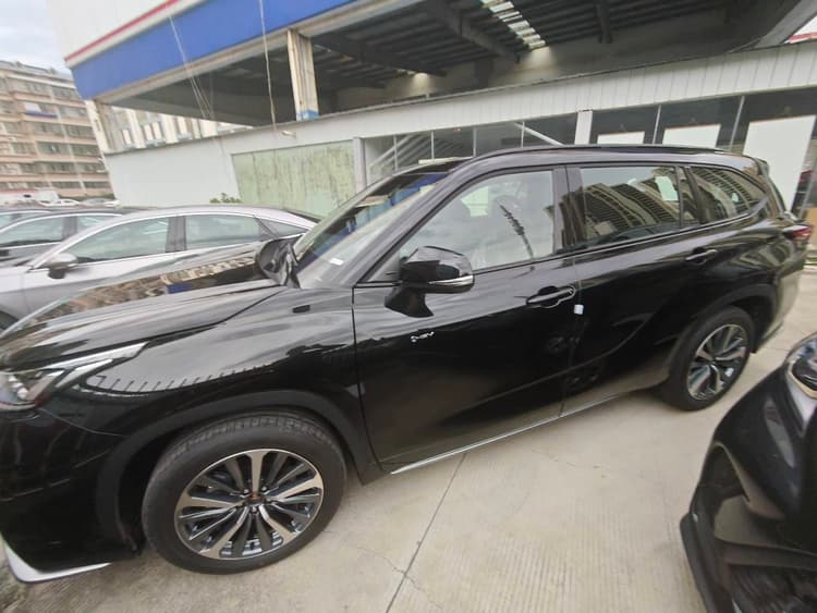Crown Land Release 2024 2.5L HEV Four-wheel Drive Deluxe Edition