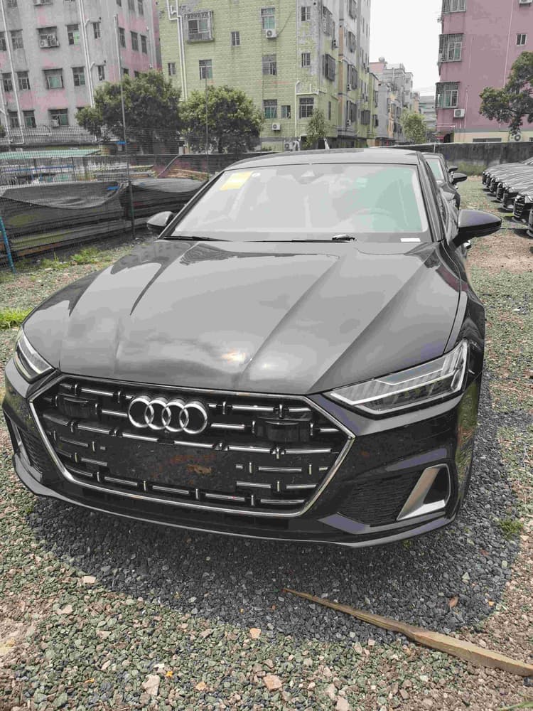 Audi A7 2024 45 TFSI Model Selection