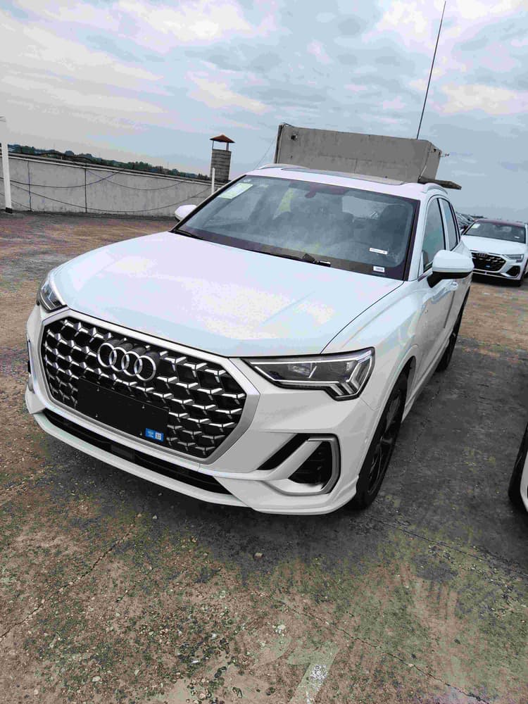 Audi Q3 2025 quattro 45th Anniversary Collection 35TFSI Fashion Dynamic
