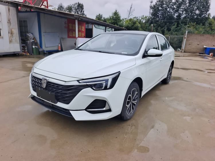 Rongwei i6 2020 PLUS 1.6L Manual Glory Fashion Edition