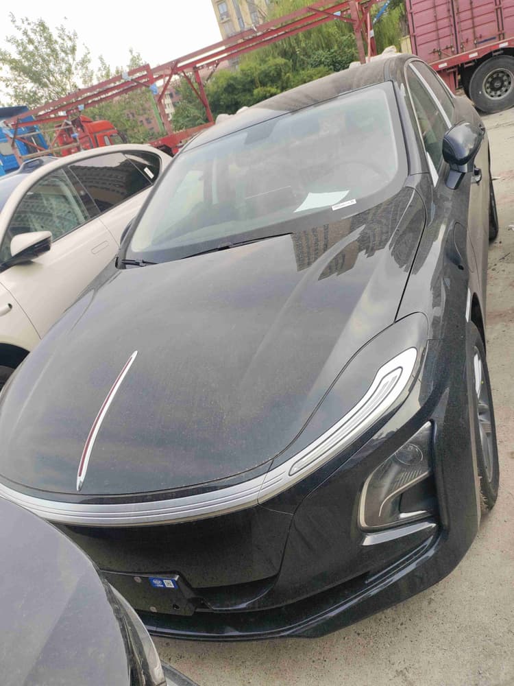 Hongqi E-QM5 2025 500km Travel Edition