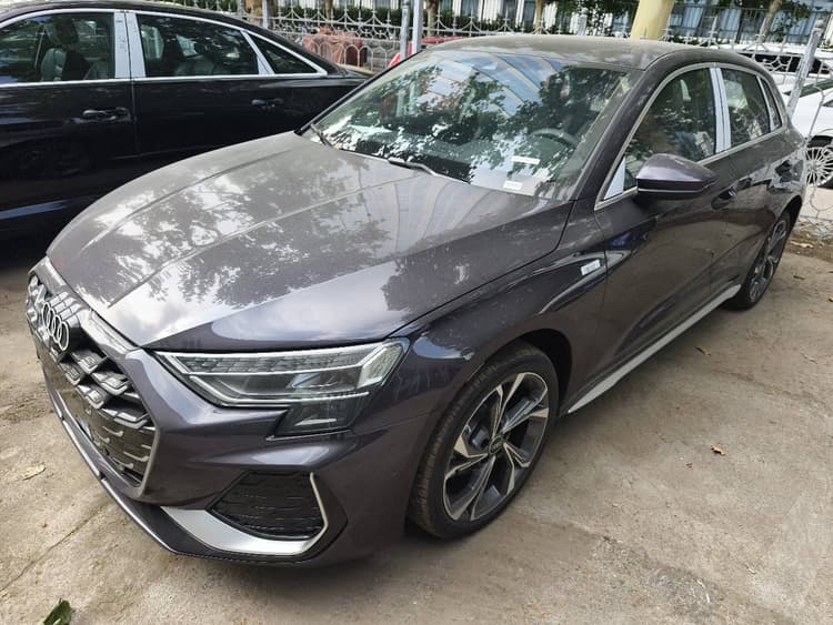 Audi A3 2025 Sportback 35TFSI Flying Premium