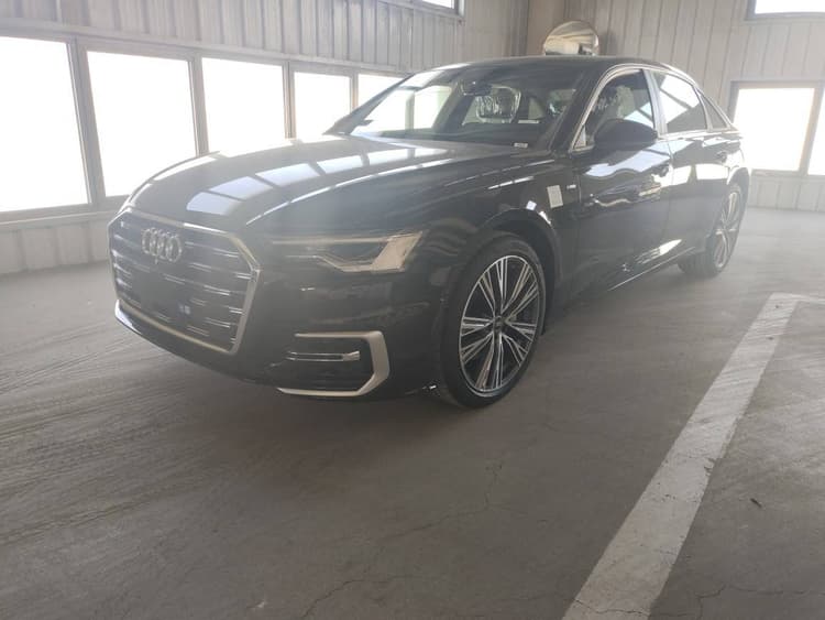 Audi A6L 2025 model changed to 45 TFSI dynamic model
