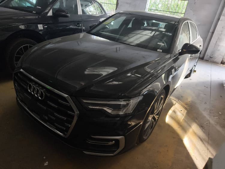 Audi A6L 2025 45 TFSI quattro Selected Dynamic Type