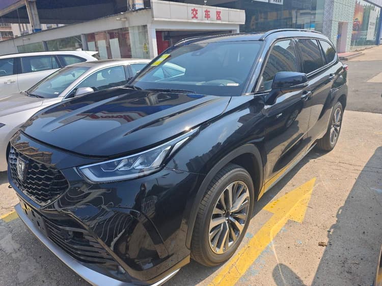 Crown Land Release 2024 2.5L HEV 4-wheel Drive Premium Edition