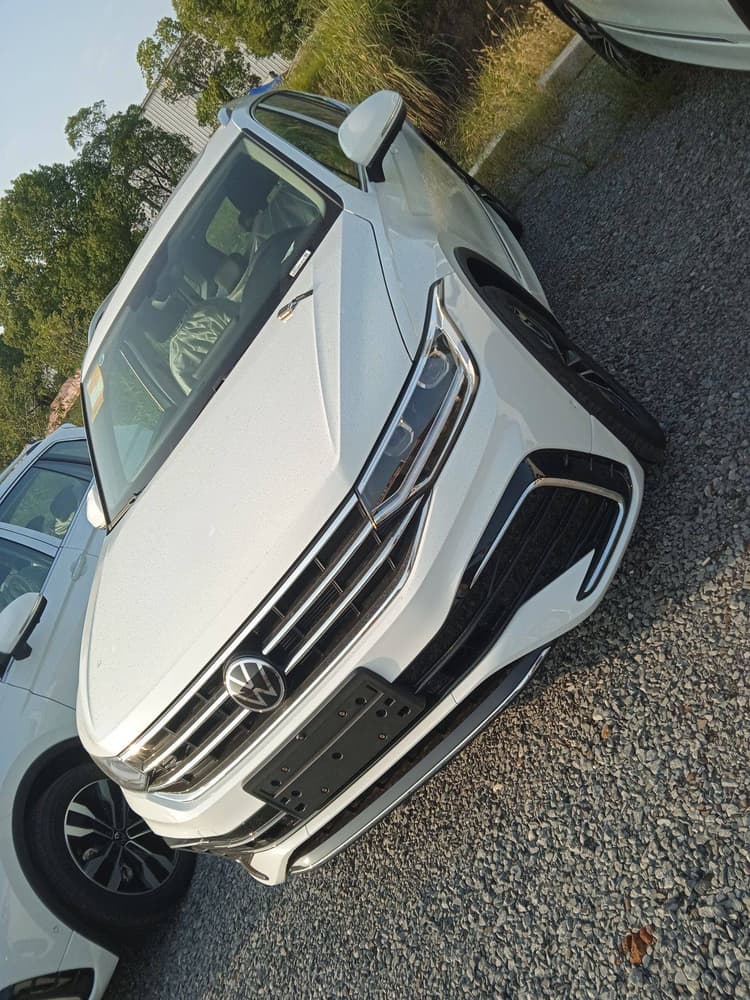 Tiguan L 2025 outstanding 330TSI automatic two-wheel drive R-Line Long Yao Edition