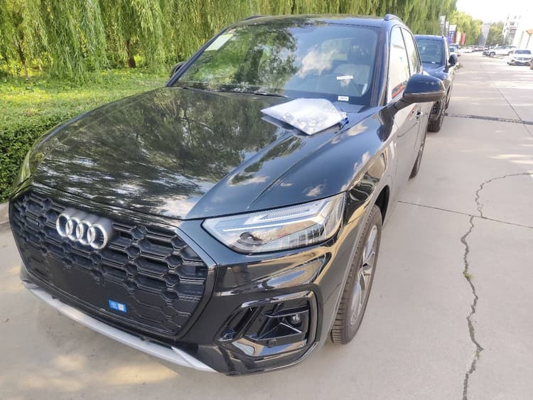 Audi Q5L 2025 quattro 45th Anniversary Collection 40 TFSI Luxury Dynamic Model