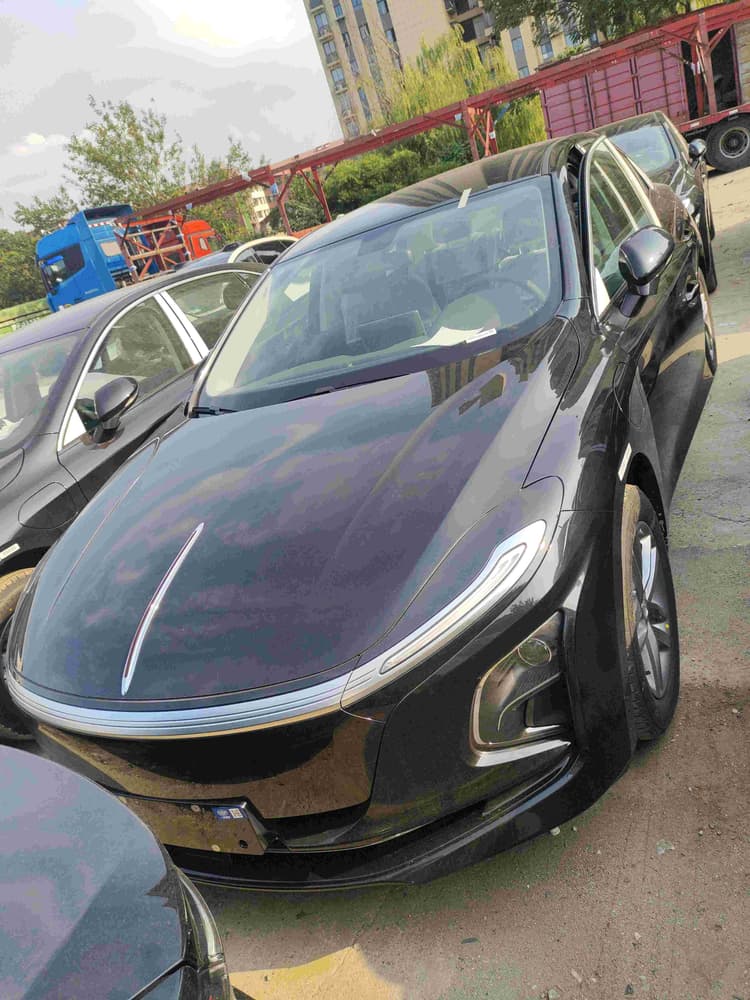 Hongqi E-QM5 2025 500km Travel Edition