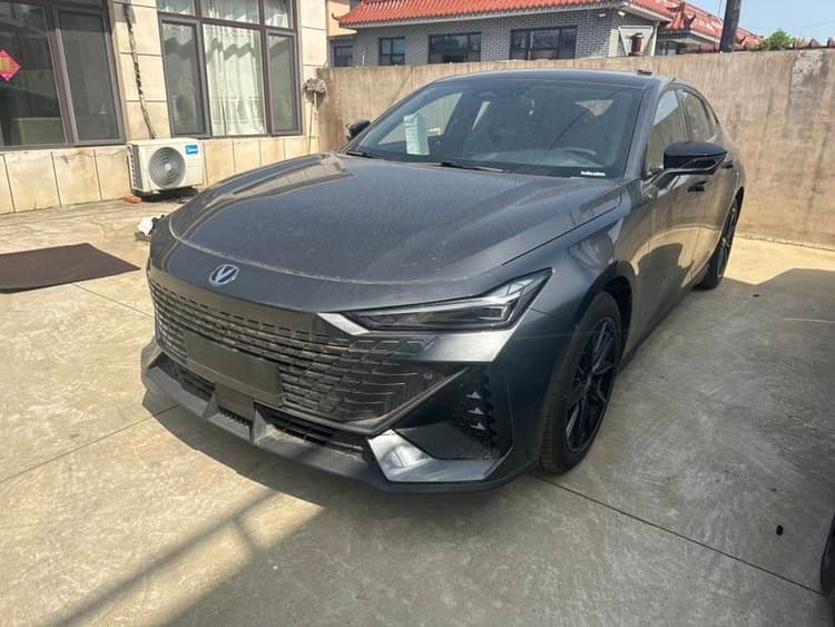 Chang 'an UNI-V 2025 1.5T 500Bar High Energy Edition