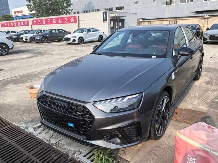 Audi A4L 2025 40 TFSI Deluxe Dynamic B & O Starry Night