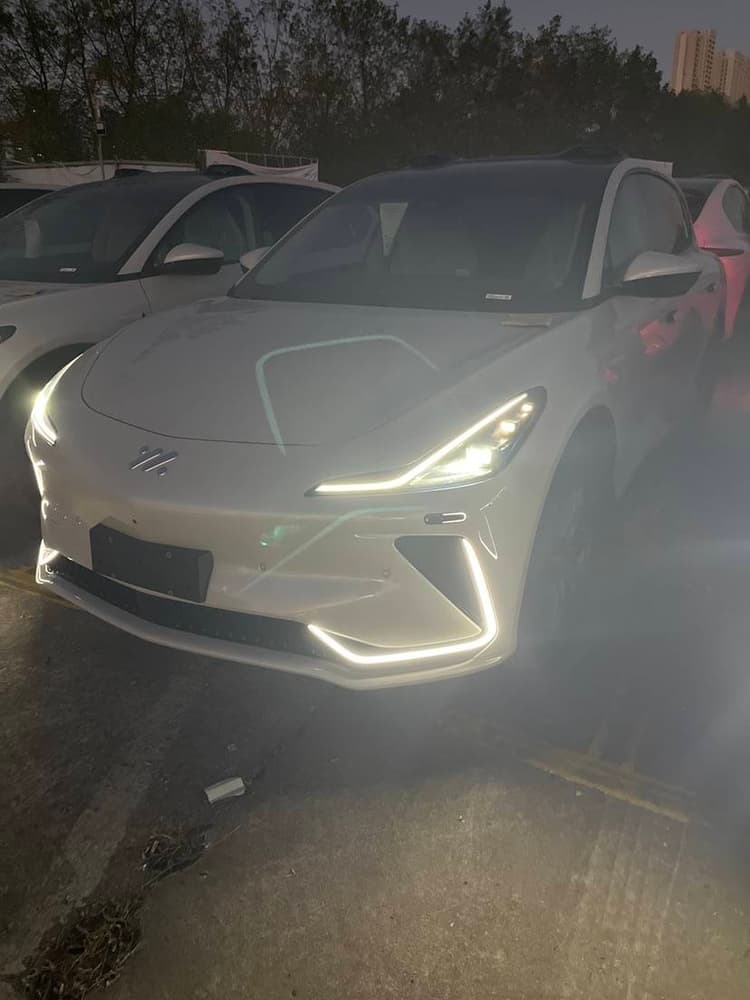 Zhiji LS7 2024 90kWh Max Elite Rear Drive Edition