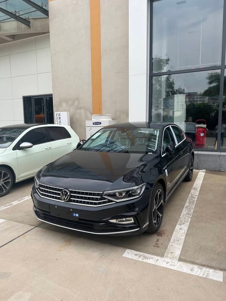 Magotan 2023 2 million Commemorative Edition 330TSI DSG Luxury Model